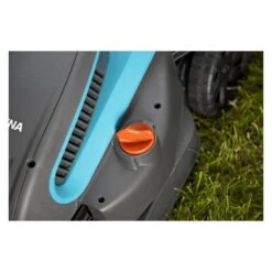 Gardena Elektrische Grasmaaier PowerMax 1200/32 11 Gardena Elektrische Grasmaaier PowerMax 1200/32 -Tuingereedschap Winkel elektrische grasmaaier powermax 1200 32 mg5032 elektrische grasmaaier powermax 1200 32 dez wendbare en lichtgewicht grasmaaier i 2