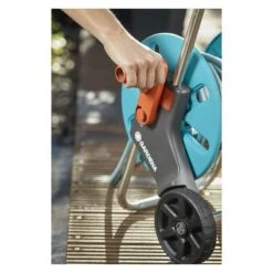 Gardena AquaRoll S Slangenwagen Set -Tuingereedschap Winkel gardena aquaroll s slangenwagen set g18502 gardena aquaroll s slangenwagen set zorgt voor ruimtebesparende opslag van de tuinsla 2