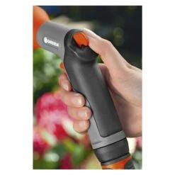 Gardena Classic Pistoolbroes -Tuingereedschap Winkel gardena classic pistoolbroes mg18311 gardena classic pistoolbroes is ideaal om potplanten water te geven of oppervlakken te besp 2